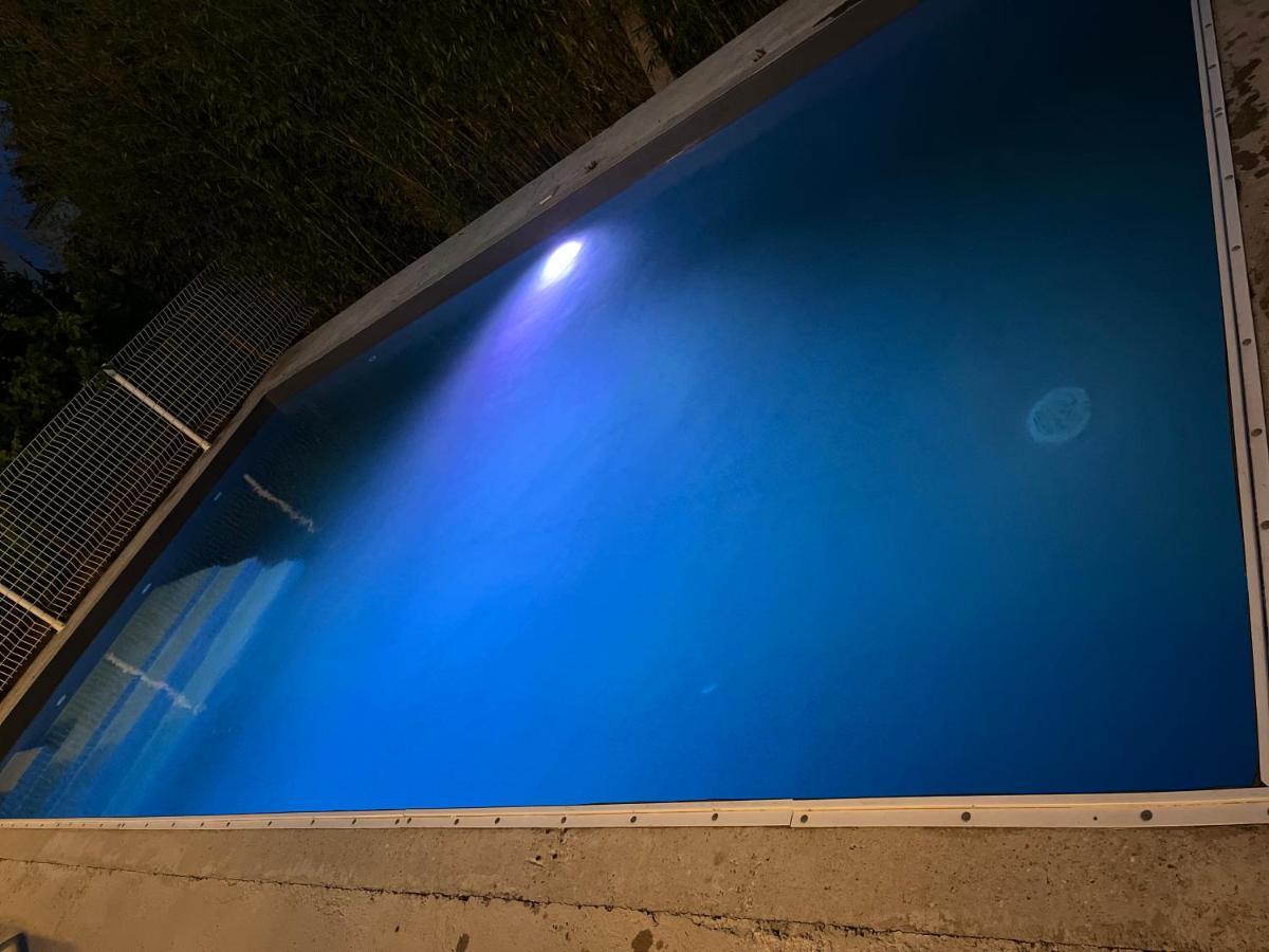 Villa Climatise Avec Piscine Et Jacuzzi Carpentras Eksteriør bilde