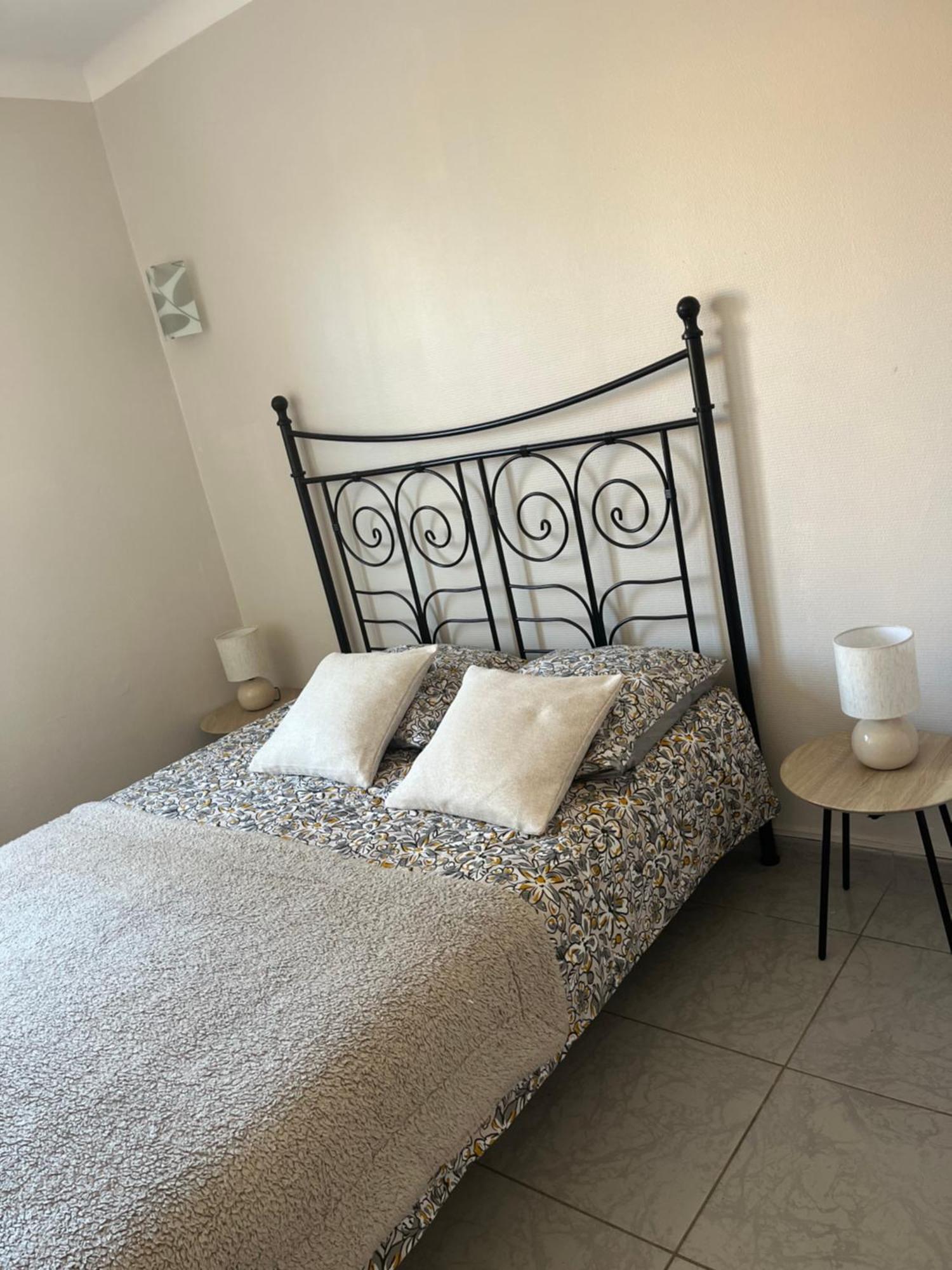 Villa Climatise Avec Piscine Et Jacuzzi Carpentras Eksteriør bilde