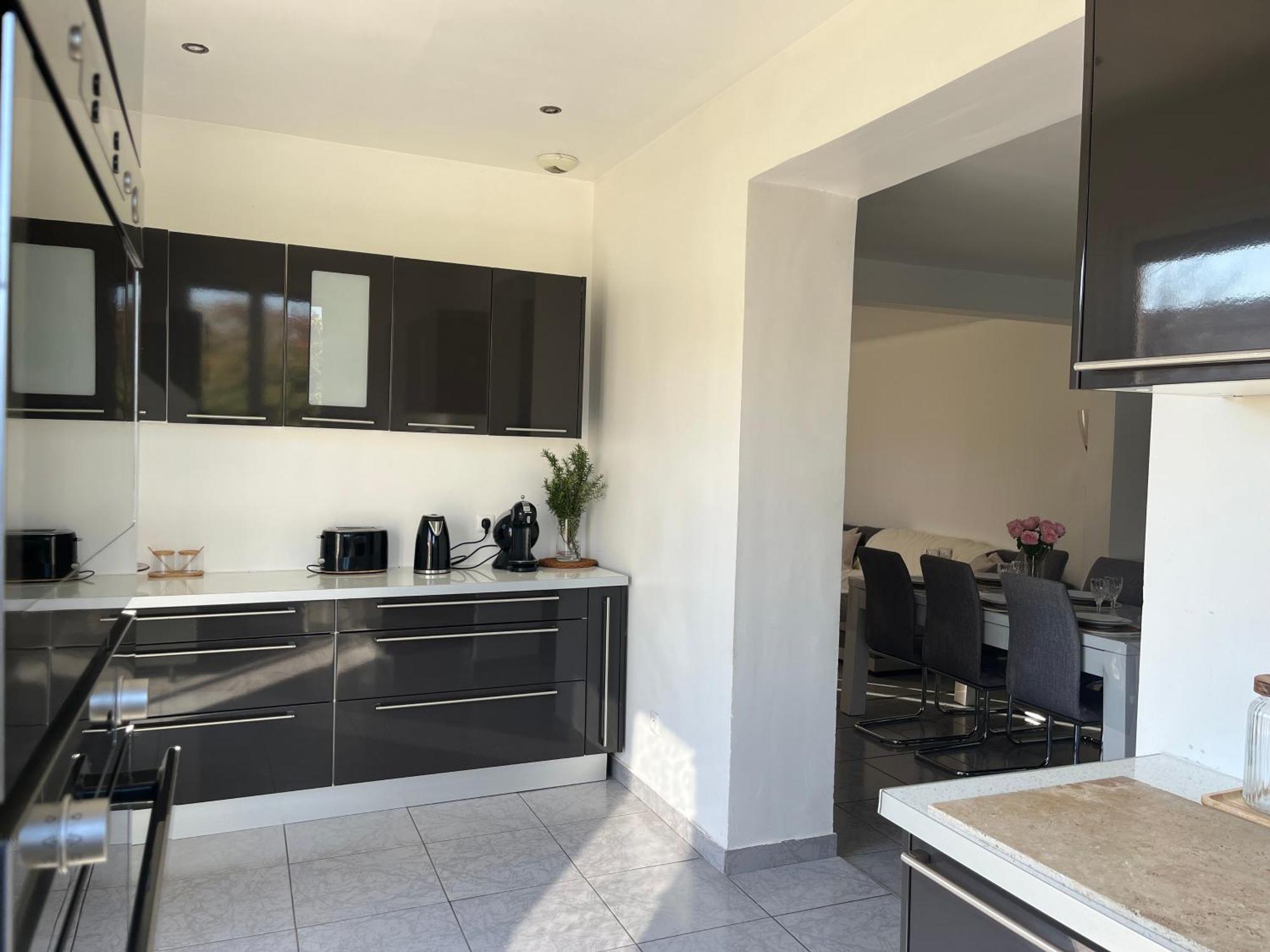 Villa Climatise Avec Piscine Et Jacuzzi Carpentras Eksteriør bilde