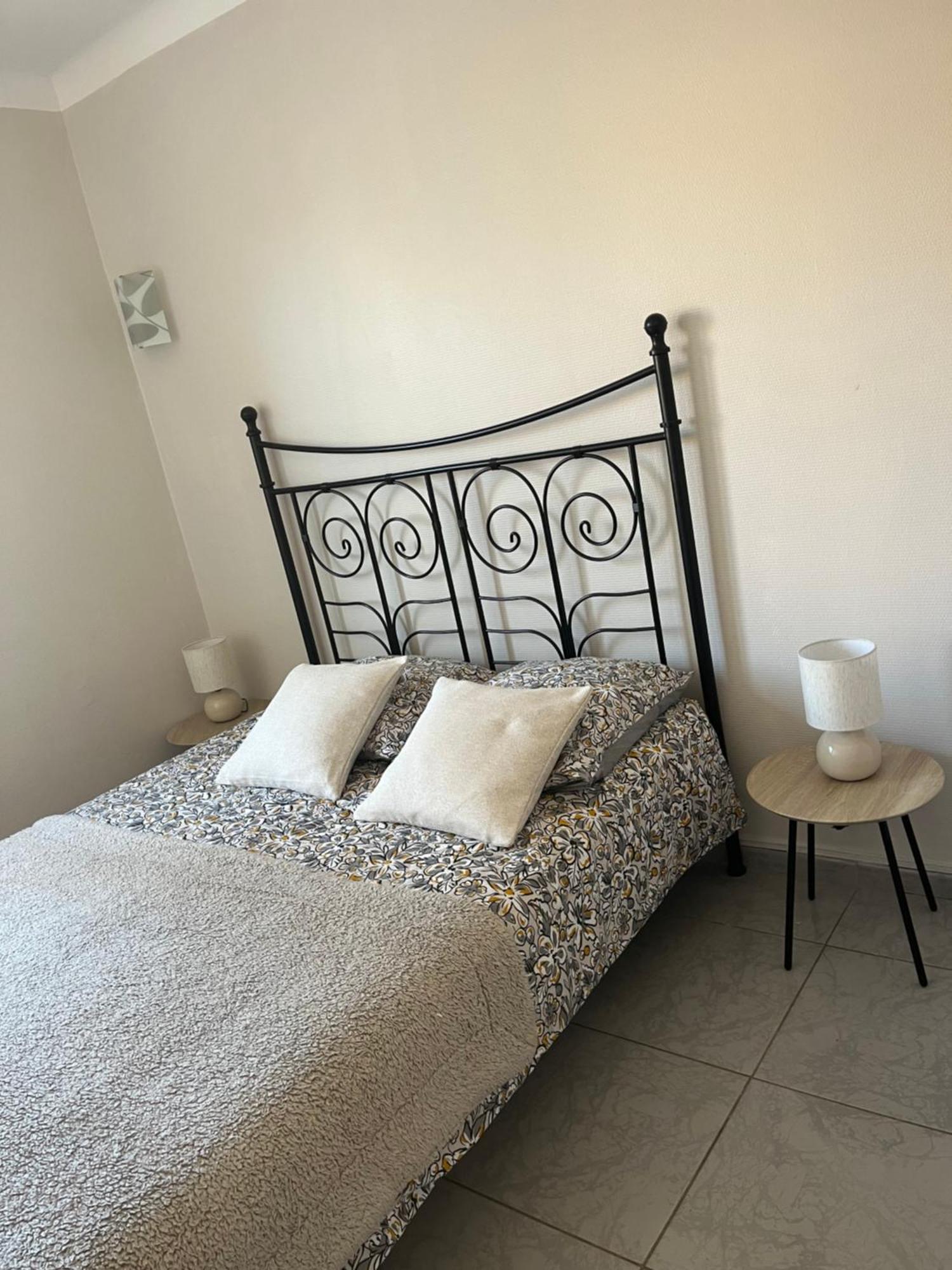 Villa Climatise Avec Piscine Et Jacuzzi Carpentras Eksteriør bilde